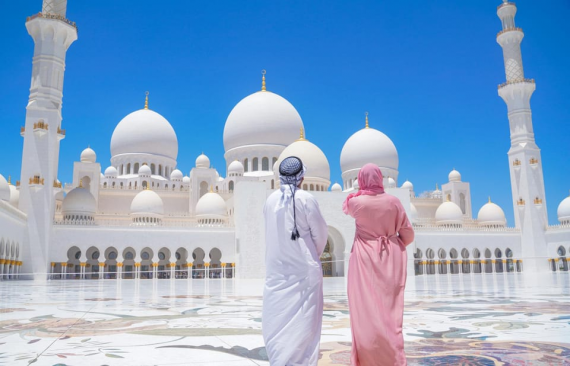 From Dubai: Abu Dhabi Premium Full-Day Sightseeing Tour